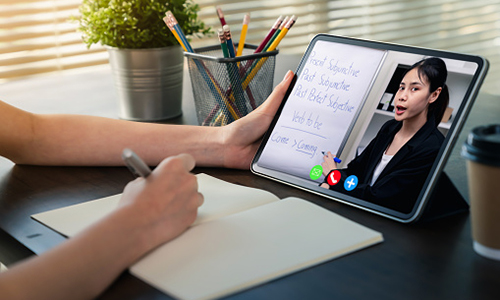 Images of a training course on a laptop